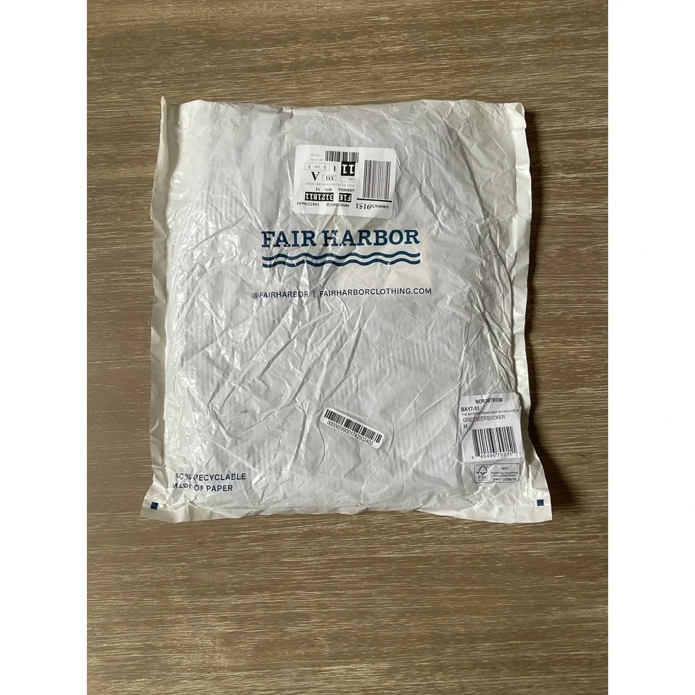 Fair Harbor Bayberry Trunk Swim Shorts Grey Seersucker Medium New With Tags